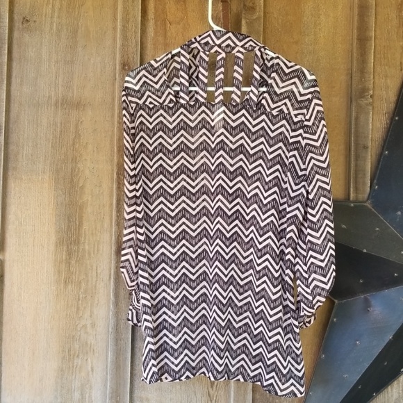🏈No boundaries blouse size xxl - Picture 2 of 3